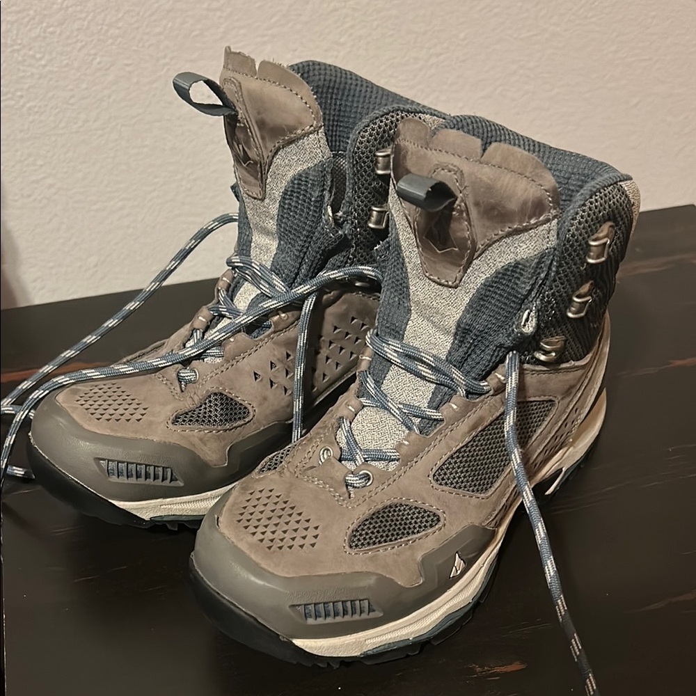 Vasque Women’s Gray and Blue Hiking Boots